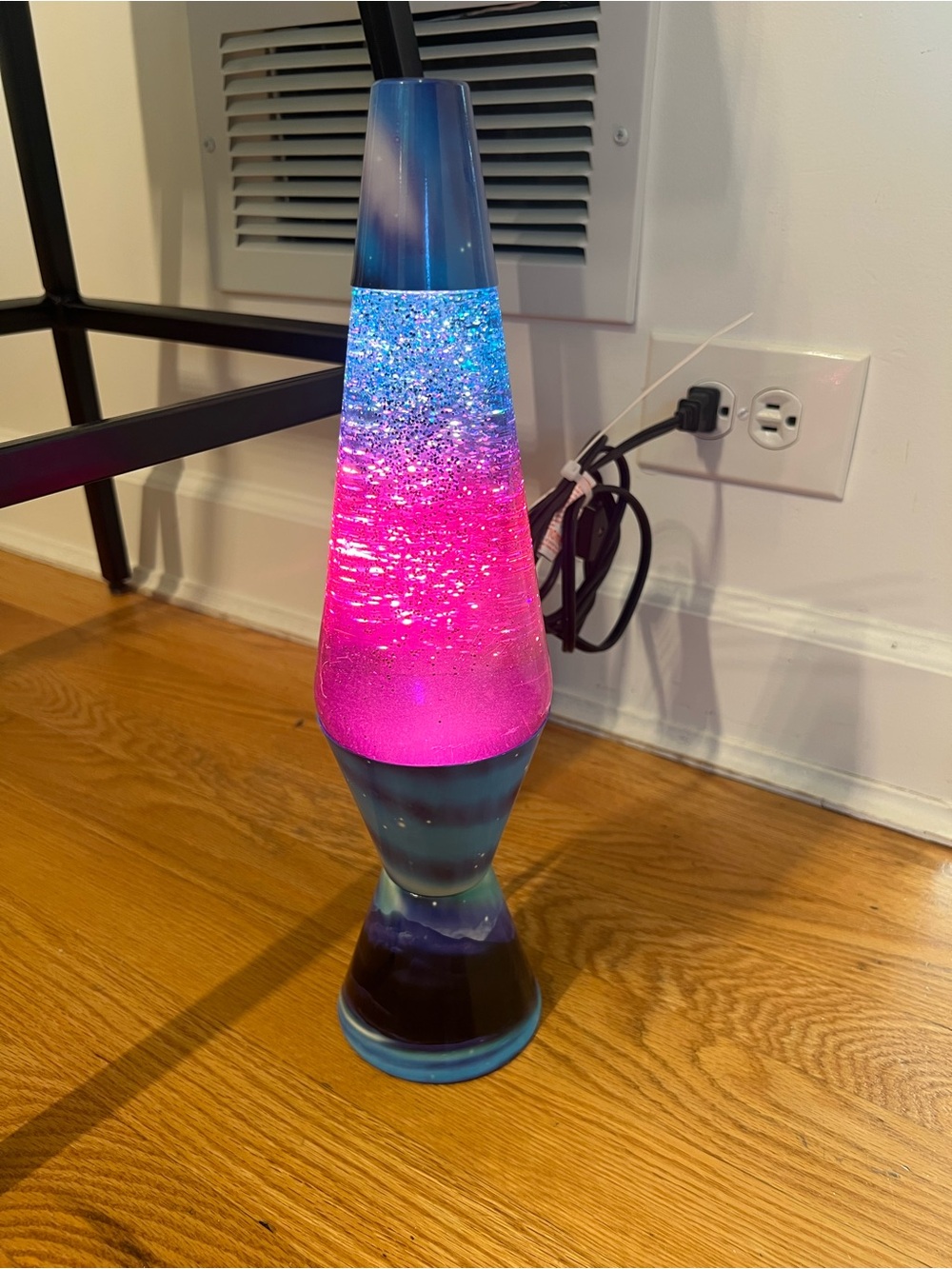 Lava the Original 14.5" Colormax Lamp with Northern Lights Decal Base